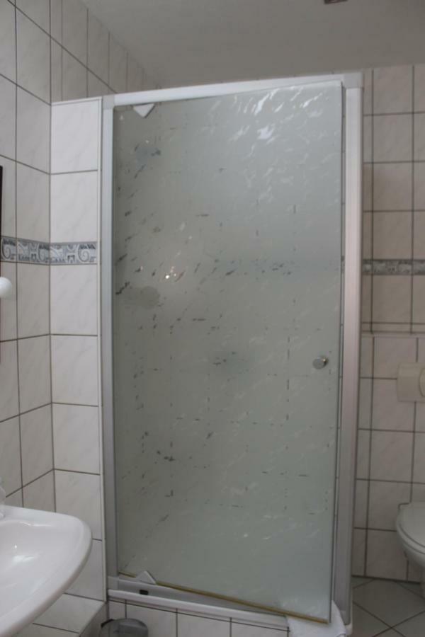 Weinkeller Woelk Hotel Наумбург Екстериор снимка